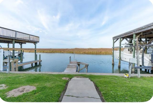 14898 Granada Dr 4, Corpus Christi, TX 78418