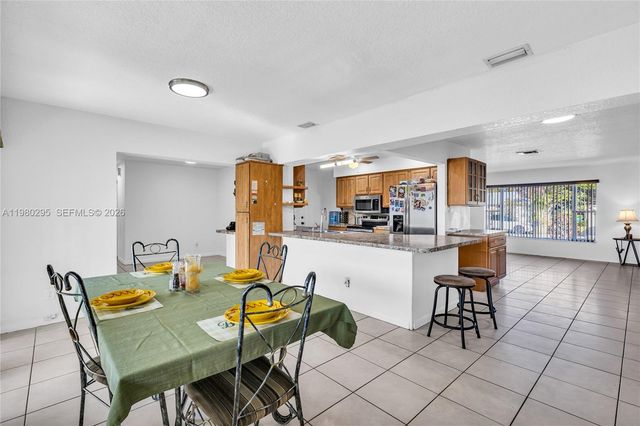 8209 NW 91st Avenue, Tamarac, FL 33321