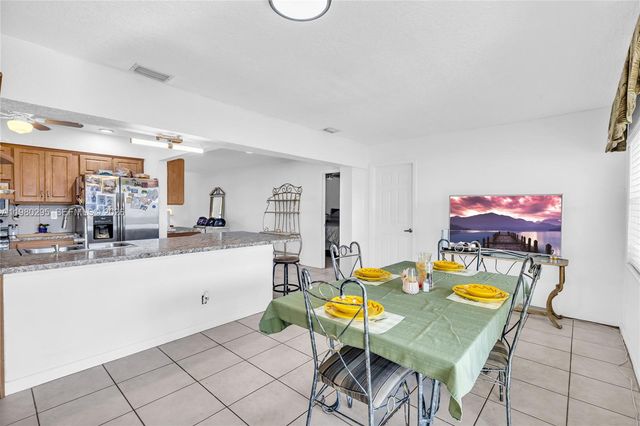 8209 NW 91st Avenue, Tamarac, FL 33321