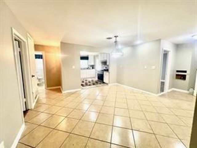 919 Saddle Rock Drive, Houston, TX 77088