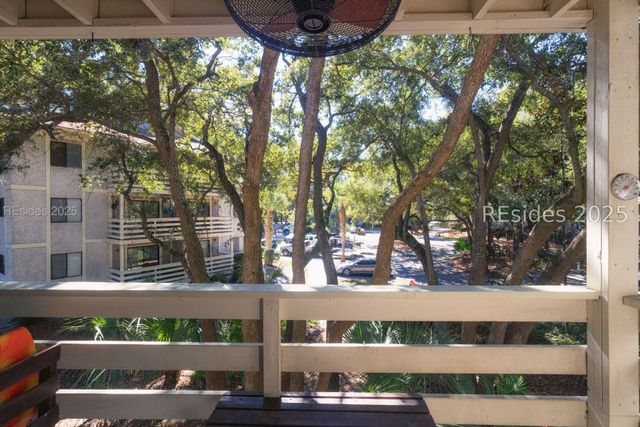 45 Folly Field Rd Apt 20F, Hilton Head Island, SC 29928
