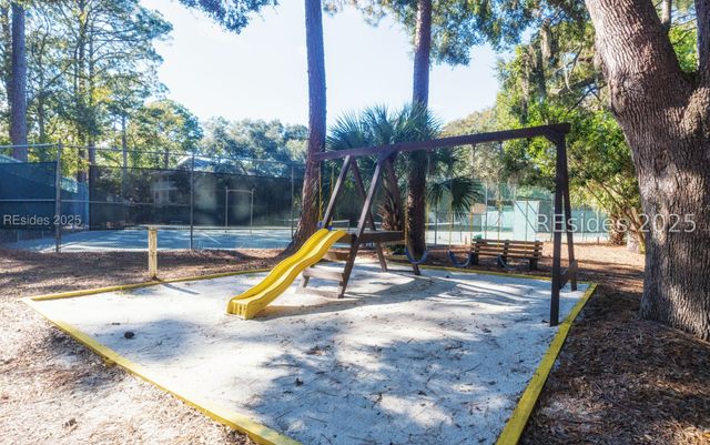 45 Folly Field Rd Apt 20F, Hilton Head Island, SC 29928