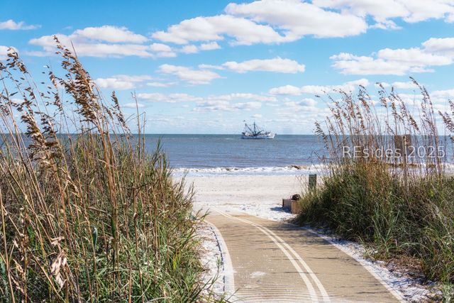 45 Folly Field Rd Apt 20F, Hilton Head Island, SC 29928