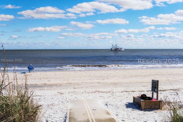 45 Folly Field Rd Apt 20F, Hilton Head Island, SC 29928