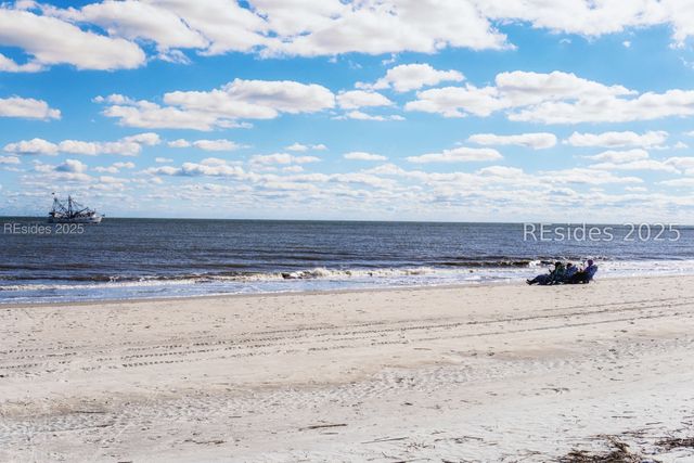 45 Folly Field Rd Apt 20F, Hilton Head Island, SC 29928