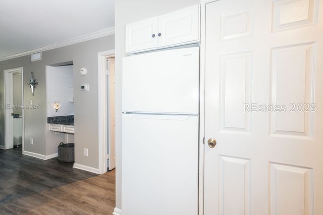 45 Folly Field Rd Apt 20F, Hilton Head Island, SC 29928