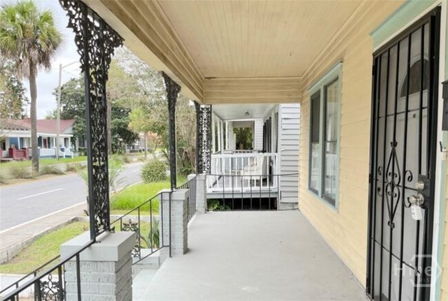 1008 W Victory Drive, Savannah, GA 31405