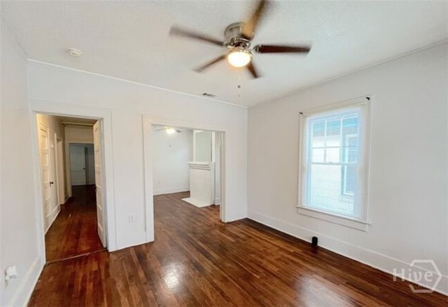 1008 W Victory Drive, Savannah, GA 31405