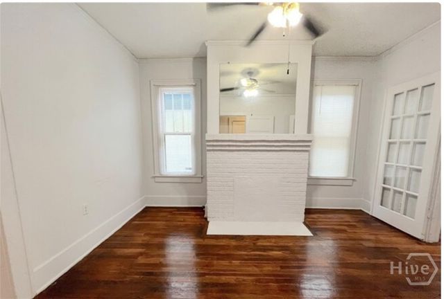 1008 W Victory Drive, Savannah, GA 31405