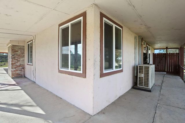 5138 Messing Rd, Valley Springs, CA 95252