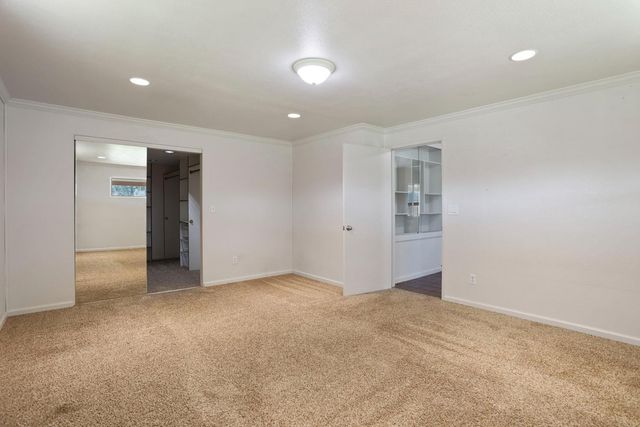 5138 Messing Rd, Valley Springs, CA 95252