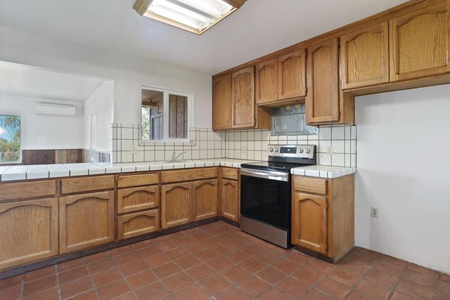 5138 Messing Rd, Valley Springs, CA 95252