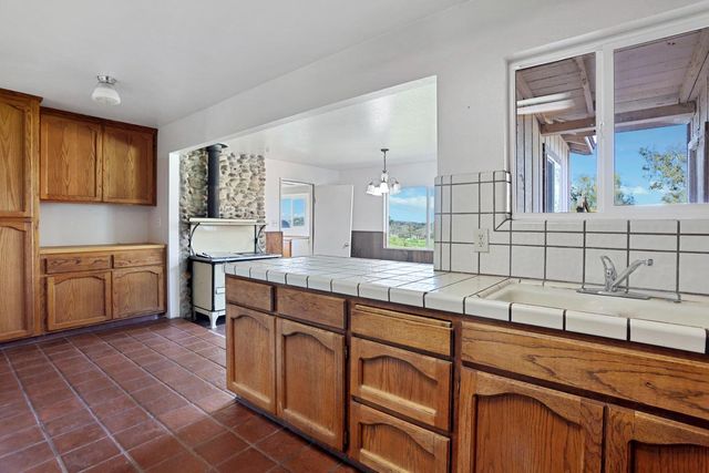 5138 Messing Rd, Valley Springs, CA 95252