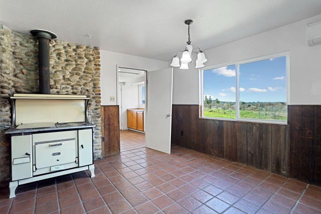 5138 Messing Rd, Valley Springs, CA 95252