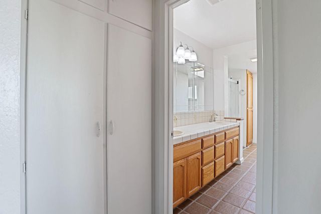 5138 Messing Rd, Valley Springs, CA 95252