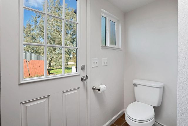 5138 Messing Rd, Valley Springs, CA 95252