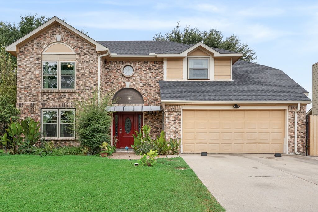 4305 Hudson Avenue, Grand Prairie, TX 75052 — exterior