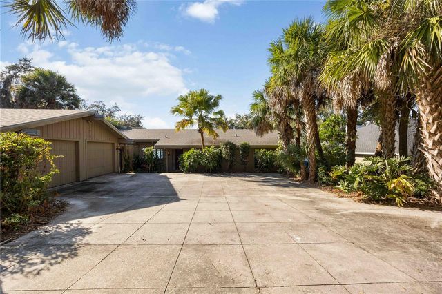 3818 S SCENIC HIGHWAY, Lake Wales, FL 33898