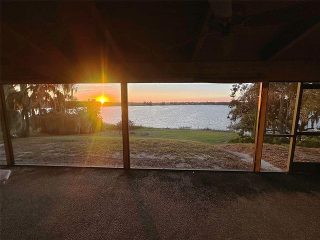 3818 S SCENIC HIGHWAY, Lake Wales, FL 33898