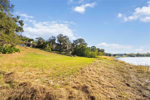 3818 S SCENIC HIGHWAY, Lake Wales, FL 33898