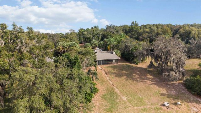 3818 S SCENIC HIGHWAY, Lake Wales, FL 33898