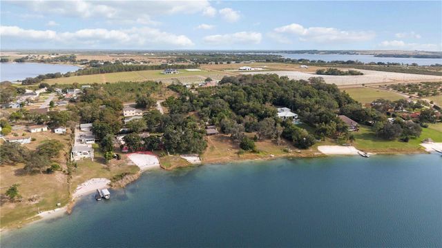 3818 S SCENIC HIGHWAY, Lake Wales, FL 33898