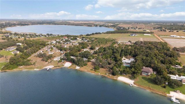 3818 S SCENIC HIGHWAY, Lake Wales, FL 33898