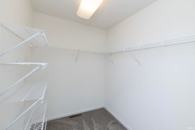 54180 Stonebridge Drive, Elkhart, IN 46514