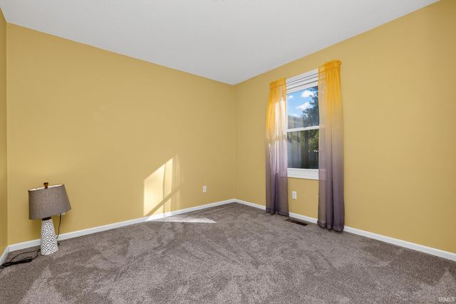 54180 Stonebridge Drive, Elkhart, IN 46514