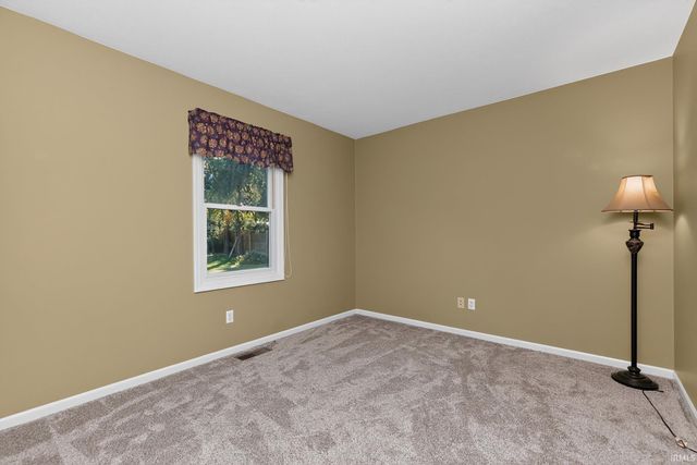 54180 Stonebridge Drive, Elkhart, IN 46514
