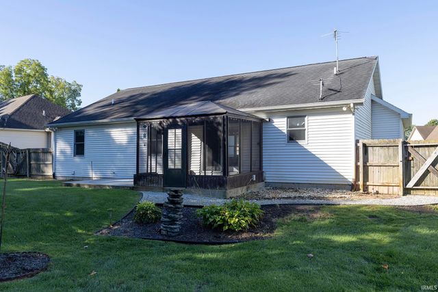 54180 Stonebridge Drive, Elkhart, IN 46514