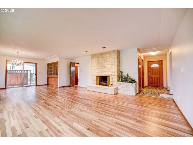 3150 Ne 143RD Ave, Portland, OR 97230