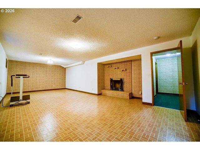 3150 Ne 143RD Ave, Portland, OR 97230