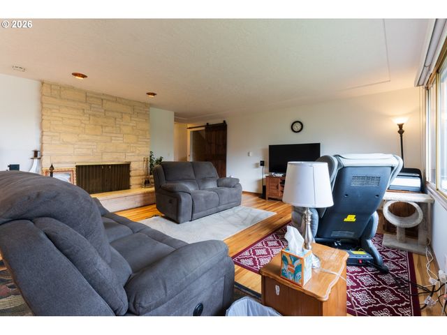 3150 Ne 143RD Ave, Portland, OR 97230