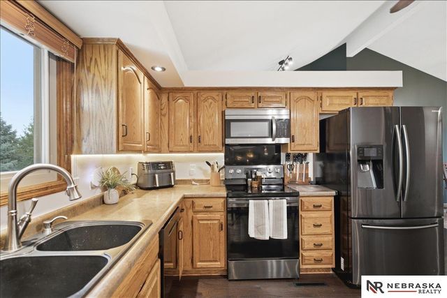5628 N 131 Street, Omaha, NE 68164