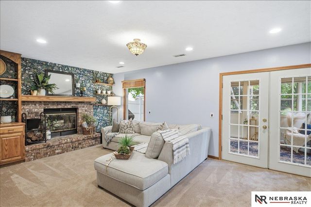 5628 N 131 Street, Omaha, NE 68164