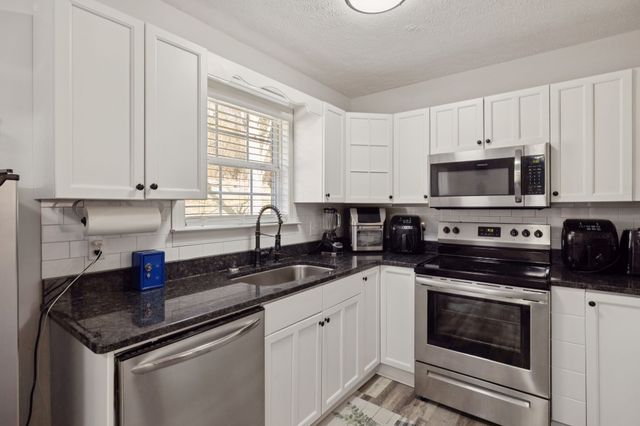 968 Foxboro Dr, Lewisburg, TN 37091