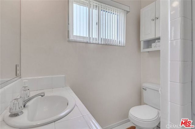 2033 Euclid Street 6, Santa Monica, CA 90405