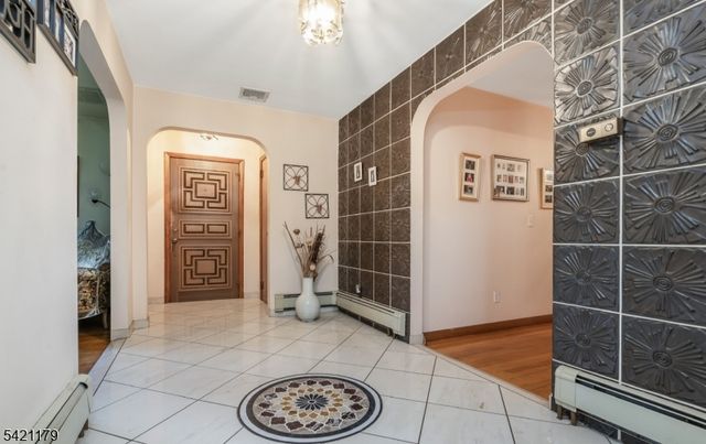 1868 AMWELL ROAD, Franklin Twp., NJ 08873