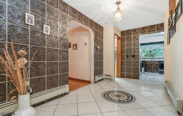 1868 AMWELL ROAD, Franklin Twp., NJ 08873