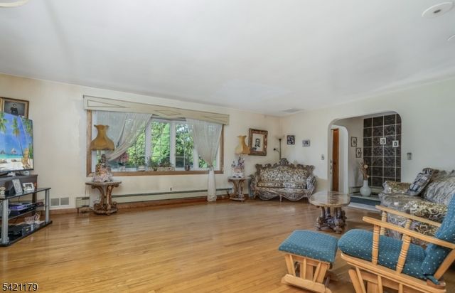 1868 AMWELL ROAD, Franklin Twp., NJ 08873