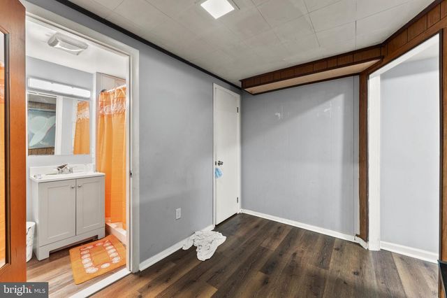 8146 GRAY HAVEN RD, Dundalk, MD 21222