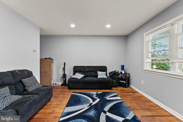 8146 GRAY HAVEN RD, Dundalk, MD 21222