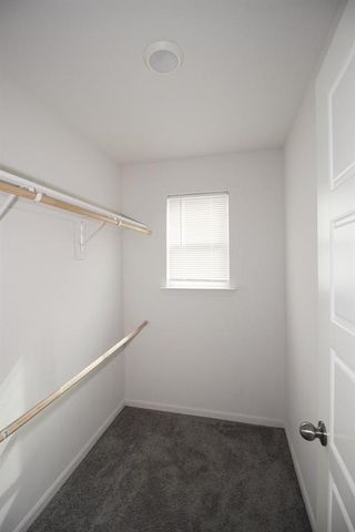 8001 SE 6th Terrace, Blue Springs, MO 64014