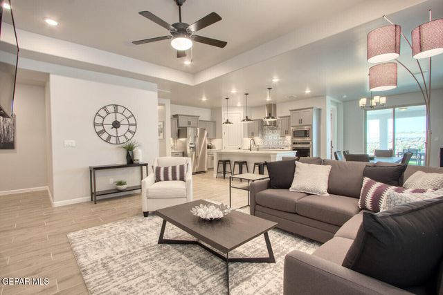 14025 Paseo Central Ave Avenue, Horizon City, TX 79928