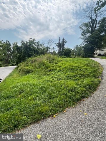 5808 RACE RD, Elkridge, MD 21075