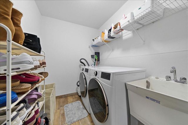 9437 W Greenwood TERRACE, Milwaukee, WI 53224