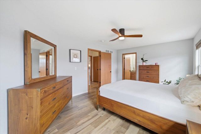 9437 W Greenwood TERRACE, Milwaukee, WI 53224