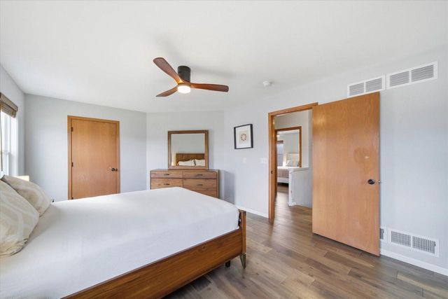 9437 W Greenwood TERRACE, Milwaukee, WI 53224