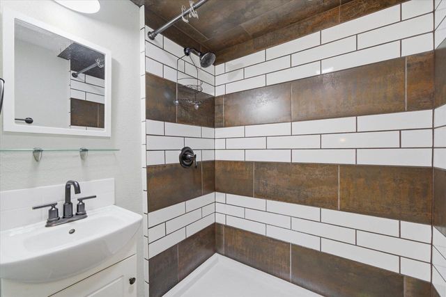 9437 W Greenwood TERRACE, Milwaukee, WI 53224